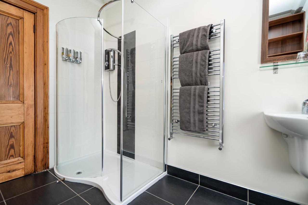 Antrim House Guest Rooms & Suites (Adults Only) Portrush Luaran gambar