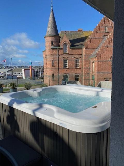 Antrim House Guest Rooms & Suites (Adults Only) Portrush Luaran gambar